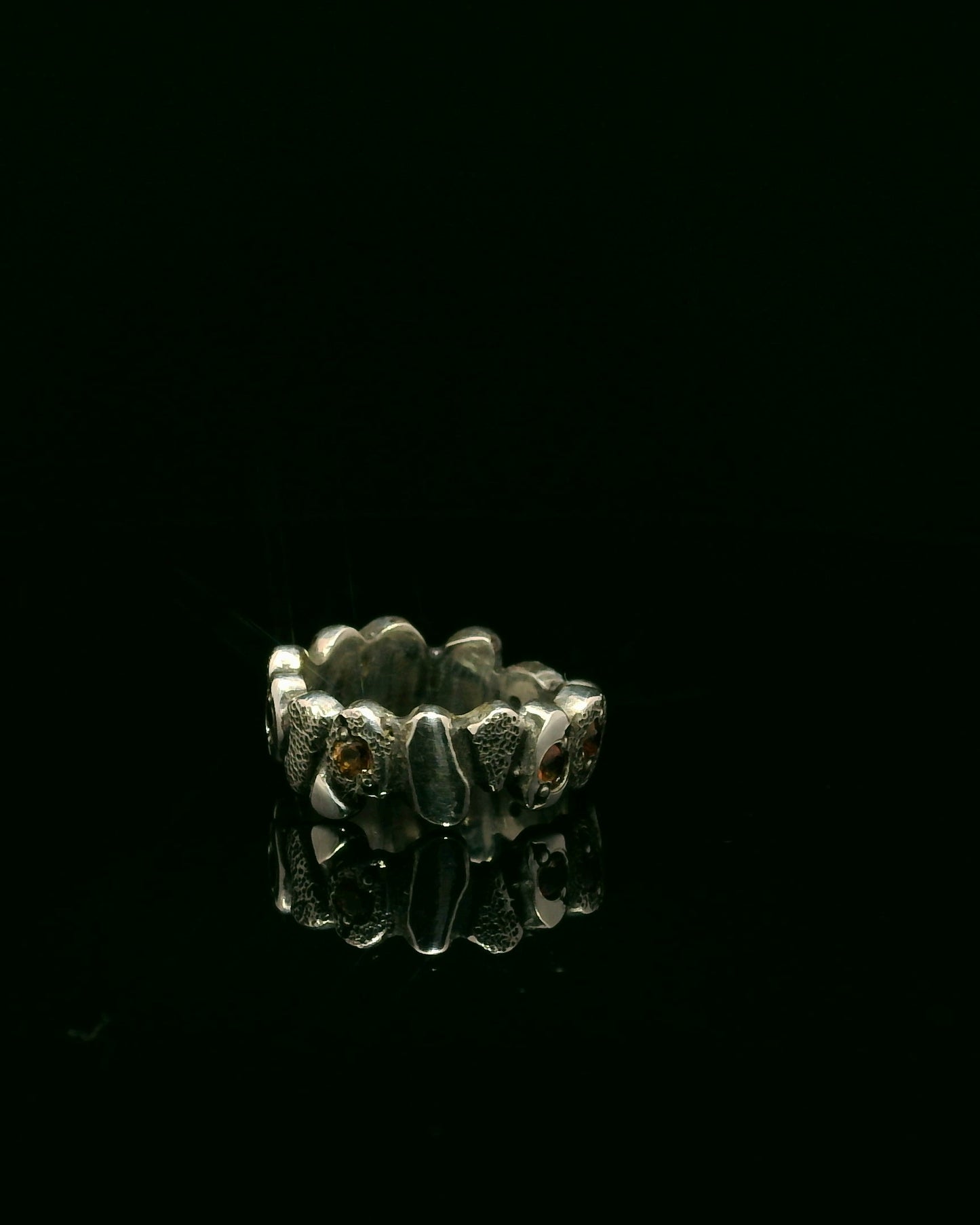 Elegant Silver Heart Ring