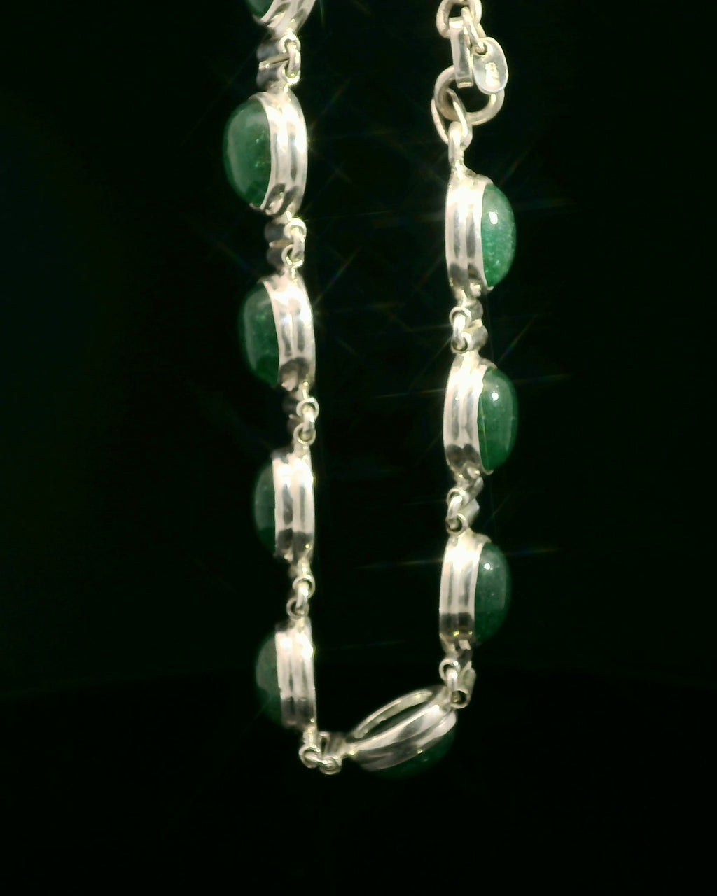 Elegant Silver and Nephrite Jade Bracelet